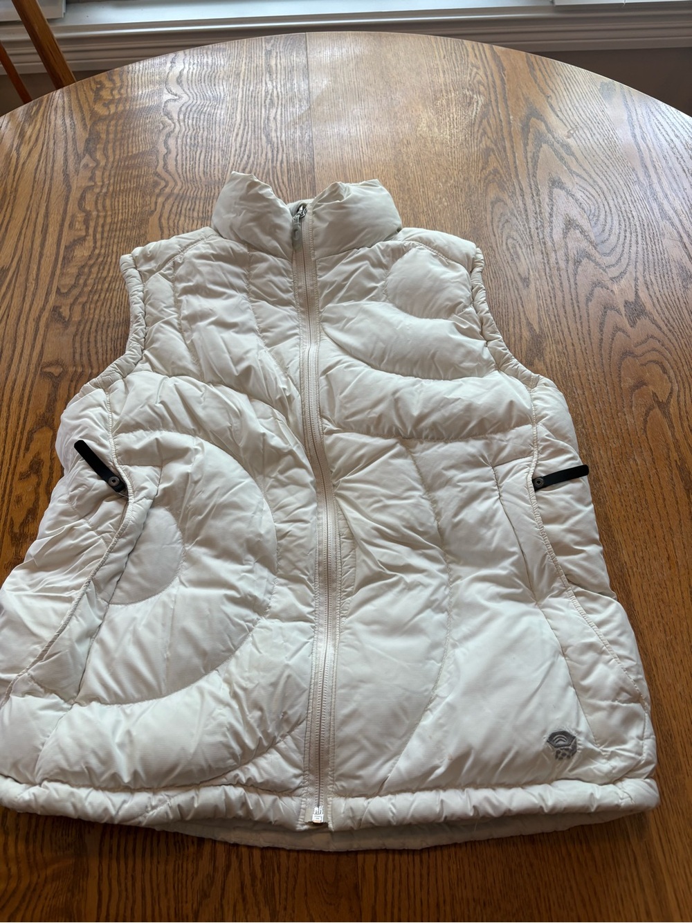 Mountain Hardware Off White Puffy Down Quilted Vest Soft Cozy Fleece Inside M